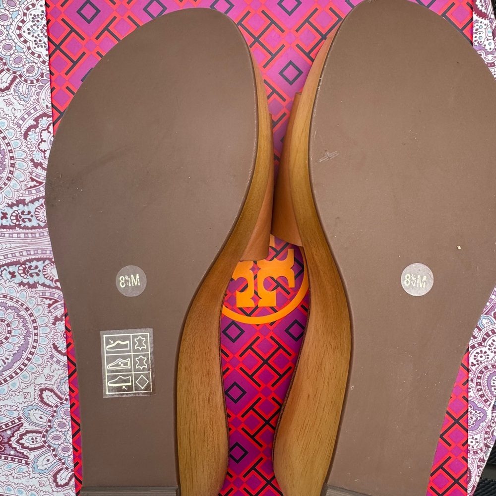 Tory Burch Tan and Gold Ines Wedge Slides - Picture 4 of 8